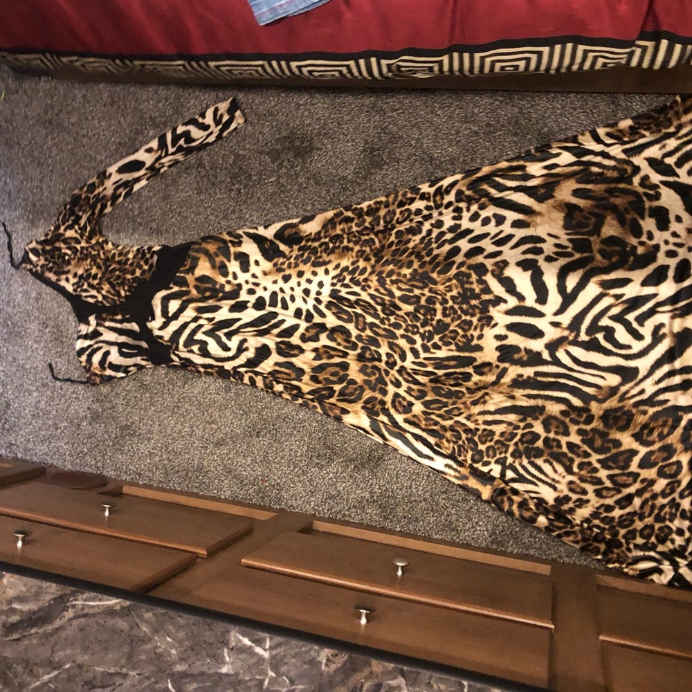 One arm leopard dress
